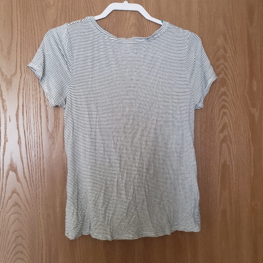 Mossimo Knot Tee - Picture 2 of 4